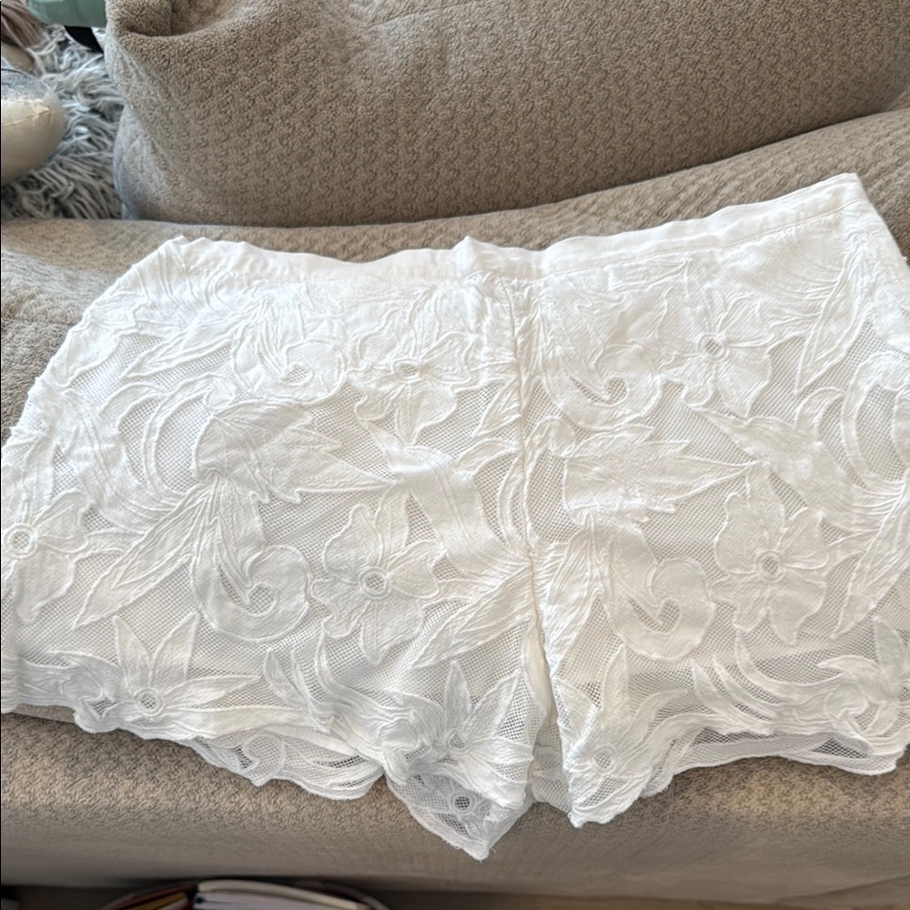 Abercrombie & Fitch High Waist White Shorts with Lace